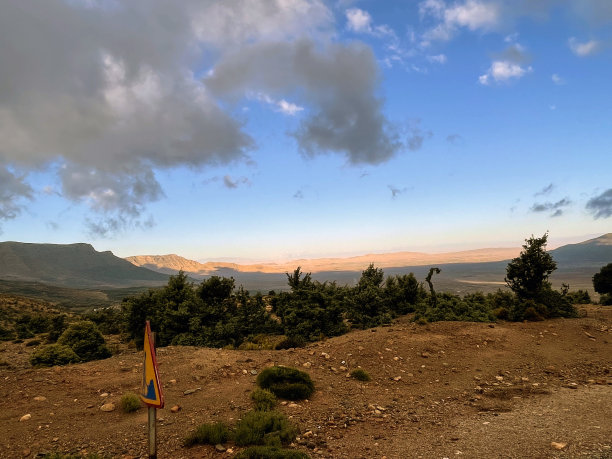 在山里图片下载