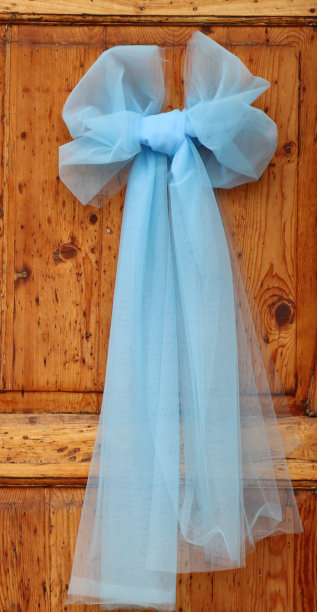 弓蓝色出生的男孩图片下载