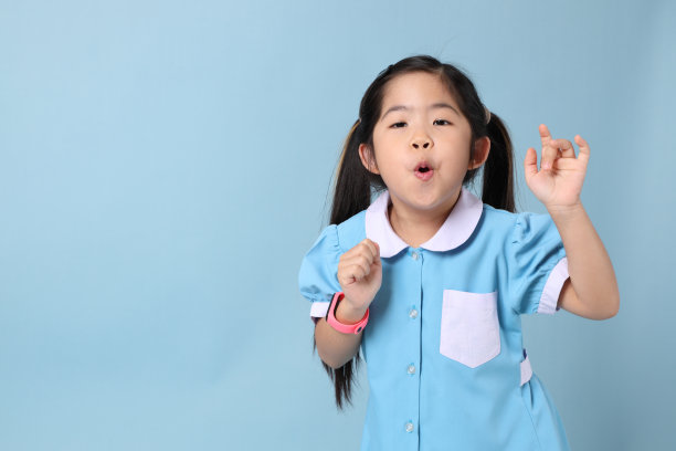 亚洲学生的女孩图片下载