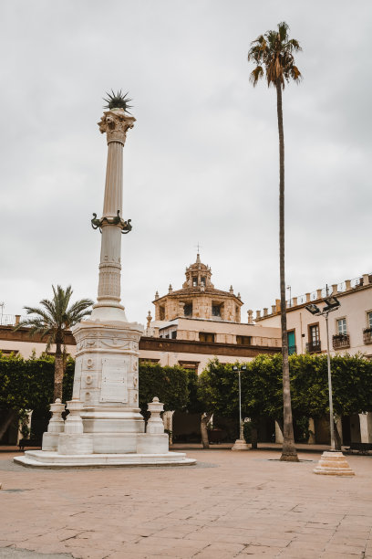 Pingurucho Cimborrio。维哈广场或阿尔梅里亚市政厅广场图片下载