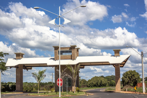 瓜拉西市入口的旅游入口图片下载