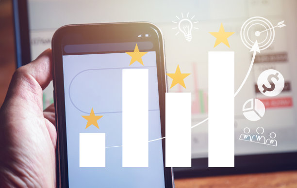 手持电话和生意兴隆的经济增长曲线图。营销增长图标概念。很好的规划投资照片概念。图片下载