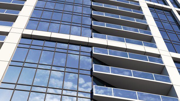 现代摩天大楼的立面特写图片下载