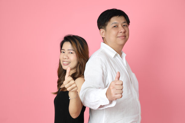 粉红色的亚洲两图片下载