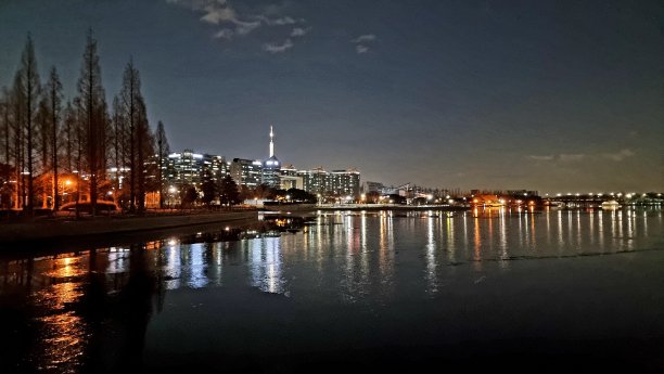 一山湖公园图片下载