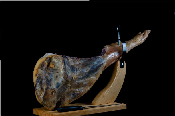 用橡子喂养的西班牙伊比利亚火腿图片下载