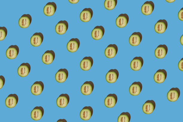 淡蓝色的夏季图案。夏季用的最小背景瓜。图片下载