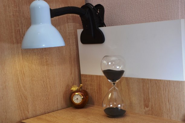 内部时钟图片下载