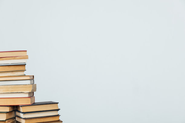 大学图书馆里有旧的备考书图片下载