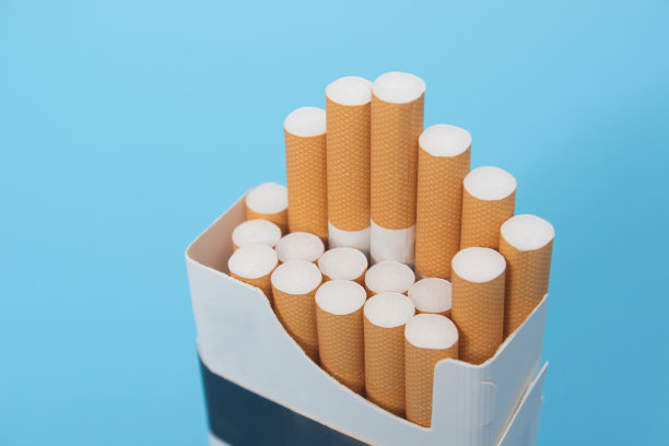 盒香烟图片下载