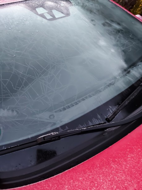 冰冻的车窗图片下载