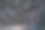 针和羽毛在甘氨酸带偏振的抽象显微照片。图片下载