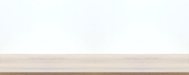 空的桌子在一个白色的背景，厨房台面，架子。图片下载