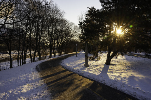 里多运河的日出图片下载