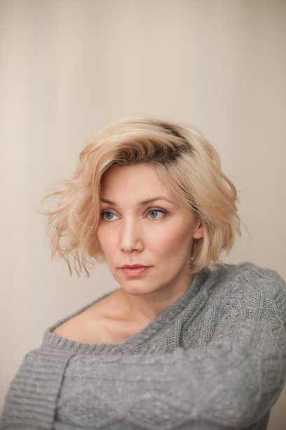 金发美女肖像图片下载