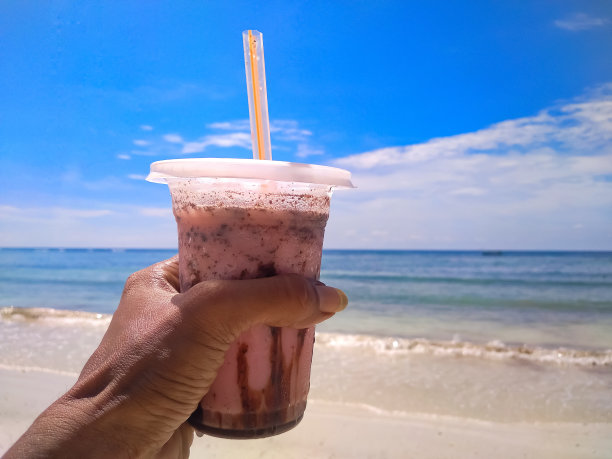 海滩上的冰图片下载