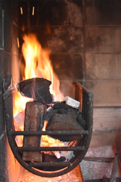 烤架用的火图片下载