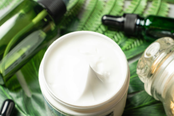 一罐面霜图片下载