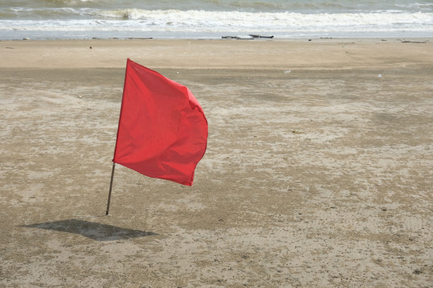 危险的红旗图片下载