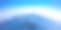 地球的曲率。空中射击。海洋岛屿上的蓝天白云图片下载