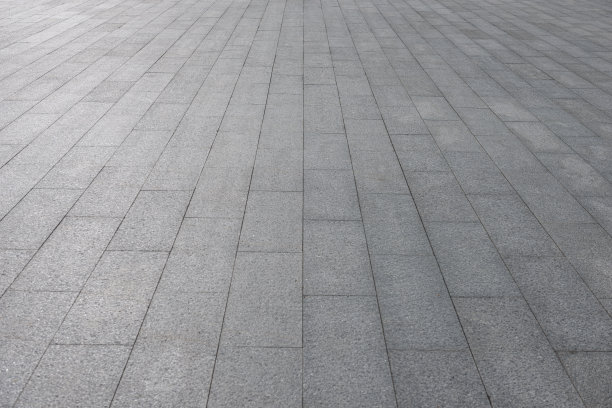 石板铺筑的路面图片下载