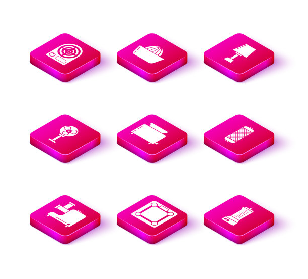 设置厨房绞肉机和浴室磅秤图片下载