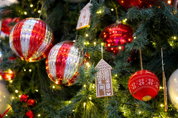 装饰性人造圣诞树图片下载