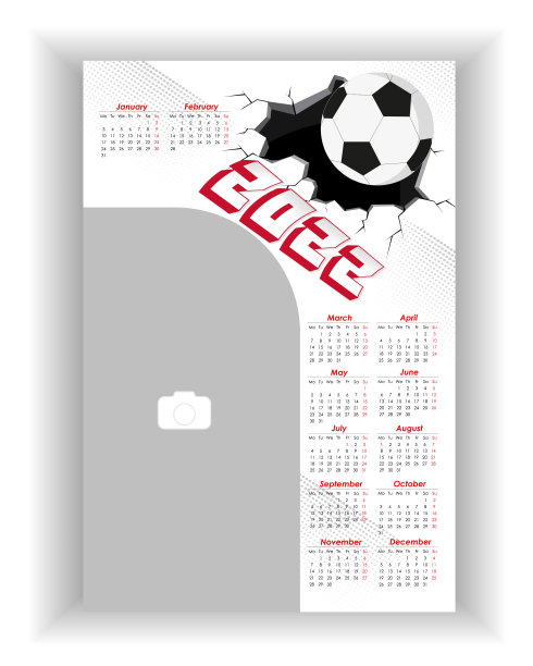 挂历2022。简单，多彩，足球，足球，垂直照片日历模板与球。2022年日历设计英文版。一周从星期一开始。矢量图图片下载