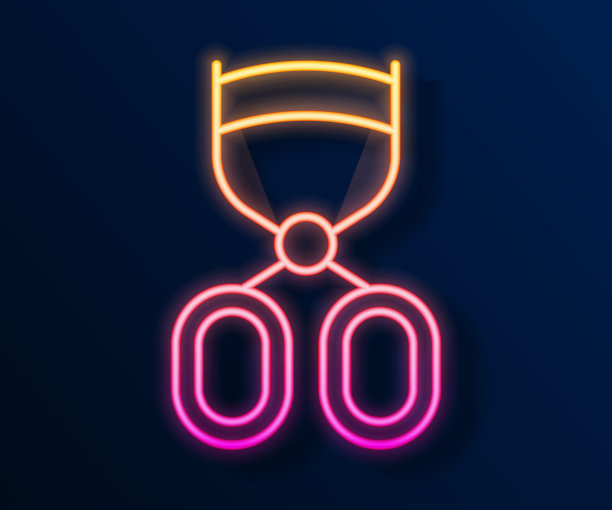 发光霓虹灯线睫毛卷曲图标孤立在黑色背景。化妆工具的迹象。向量图片下载