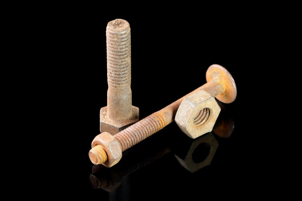 旧的螺栓和螺母图片下载