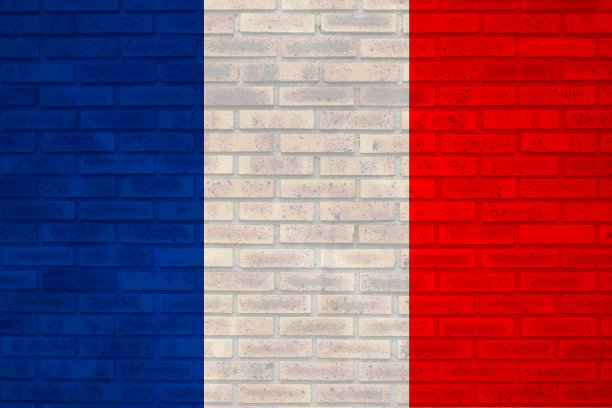 法国国旗挂在砖墙上图片下载