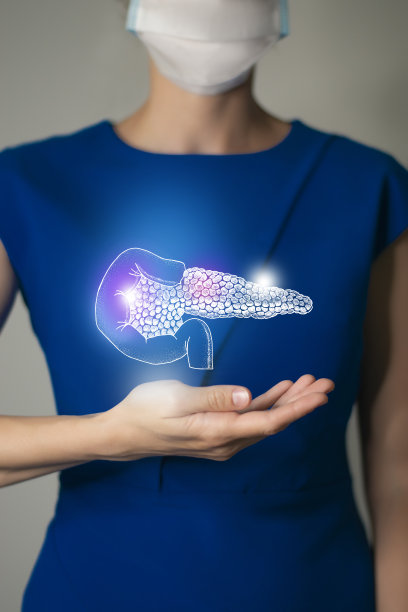 无法辨认的蓝色衣服的女人手里拿着突出的手胰腺。医学插画，模板，科学模型。图片下载