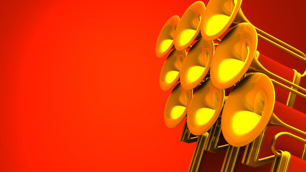 红色背景的号角。图片下载