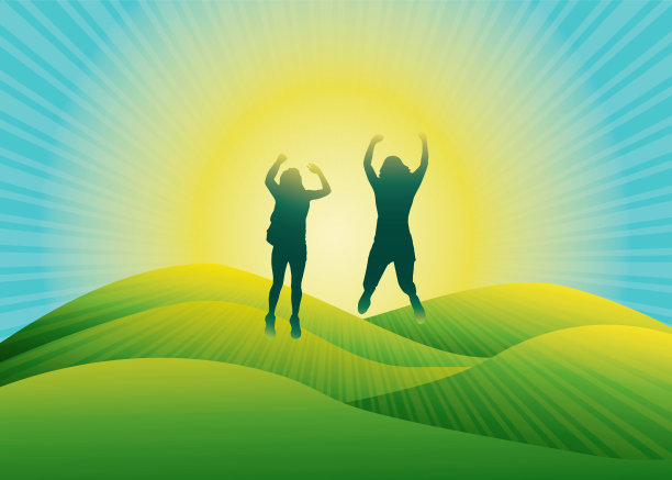 解放双手高举在山顶的女人。图片下载