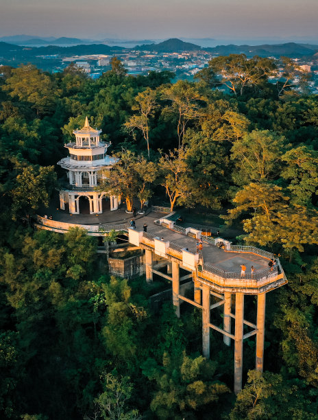 泰国普吉岛老城的考朗古镇观景台图片下载