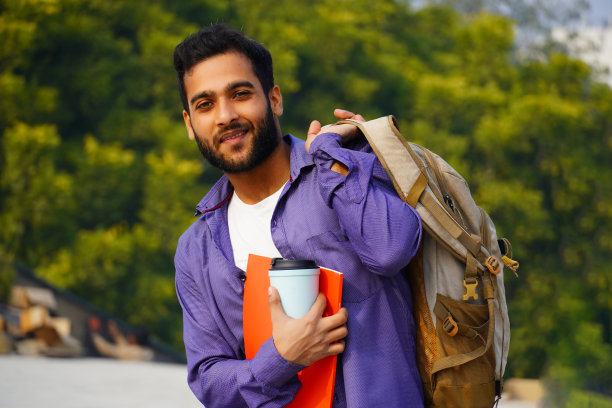 印度小男孩的照片图片下载