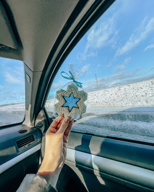 姜饼雪花冬季车图片下载