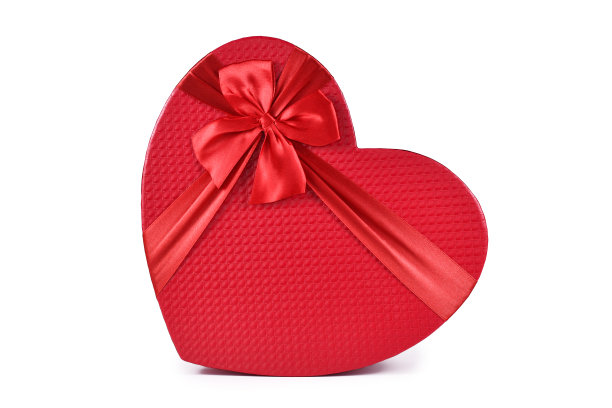 红色心形情人节礼盒图片下载