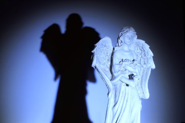 守护天使雕像图片下载