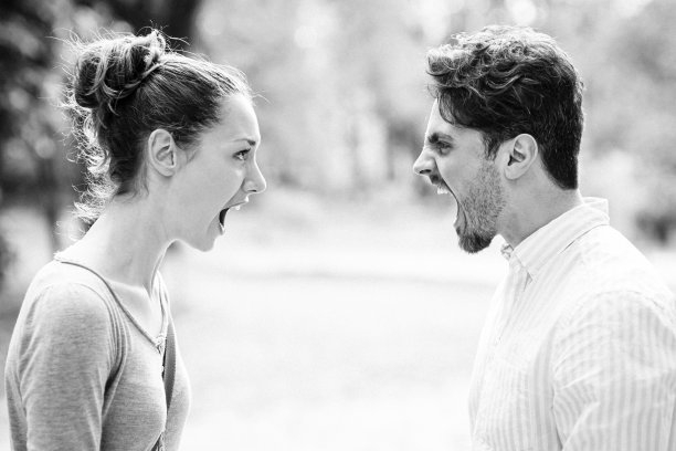 夫妻之间的矛盾图片下载