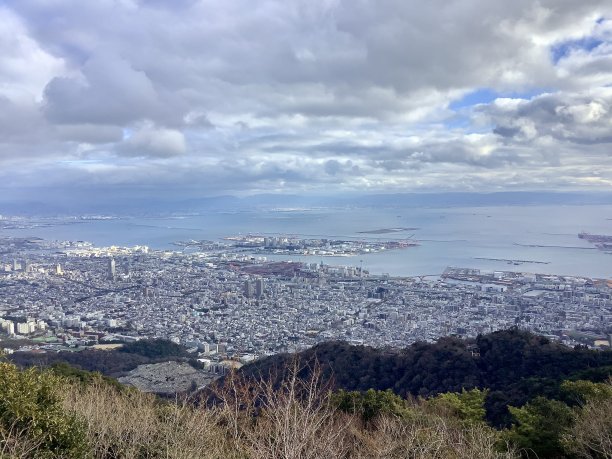 神户的风景，从观景台玛雅山在六甲山脉图片下载