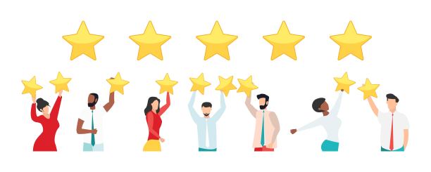 客户反馈，推荐，在线调查的概念。一群人评价客户体验，写评论，留下反馈。客户端,用户满意度。孤立平面矢量图图片下载