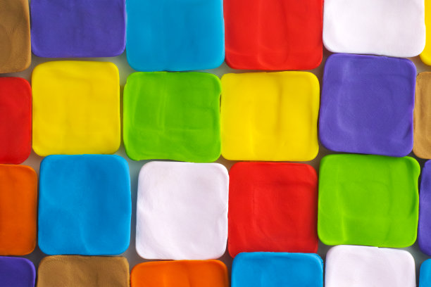 一个彩色的聚合物粘土方块图片下载