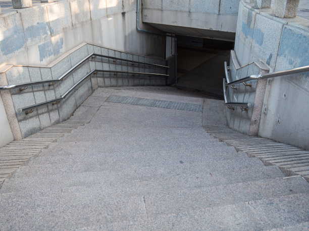 地下通道图片下载