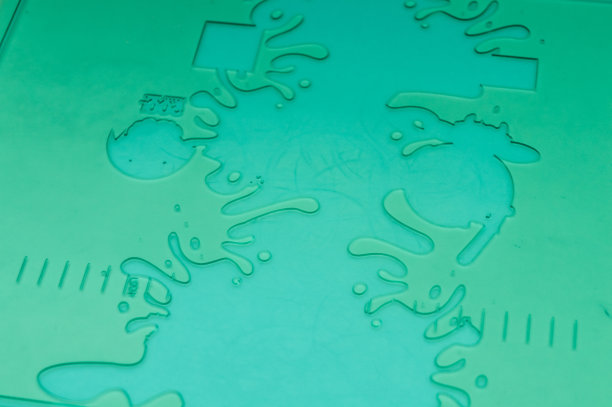 聚合物柔版印版。清洁印刷机柔版。有选择性的重点图片下载