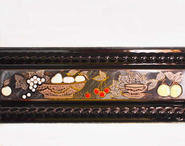 老房子立面传统瓷砖的细节。装饰瓷砖。瓦伦西亚传统瓷砖。花卉装饰。图片下载