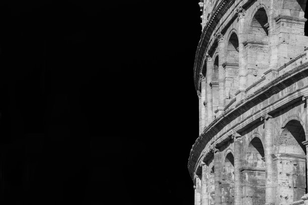 罗马竞技场(黑白相间，带复印空间)图片下载