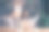 照片闪亮迷人的女人穿着条纹衬衫眼镜坐桌子聊天现代设备看文件室内房间图片下载