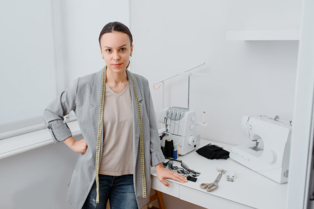 在裁剪车间的概念。图片下载