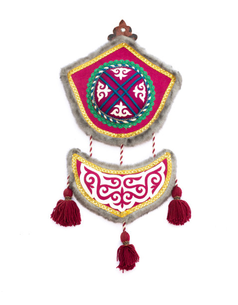 手工哈萨克标志孤立在白色背景上图片下载